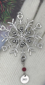 ASL I love you SnowWonders ® Snowflake Ornament, 6060 American Sign Language I love you Ornament - Shop Palmers