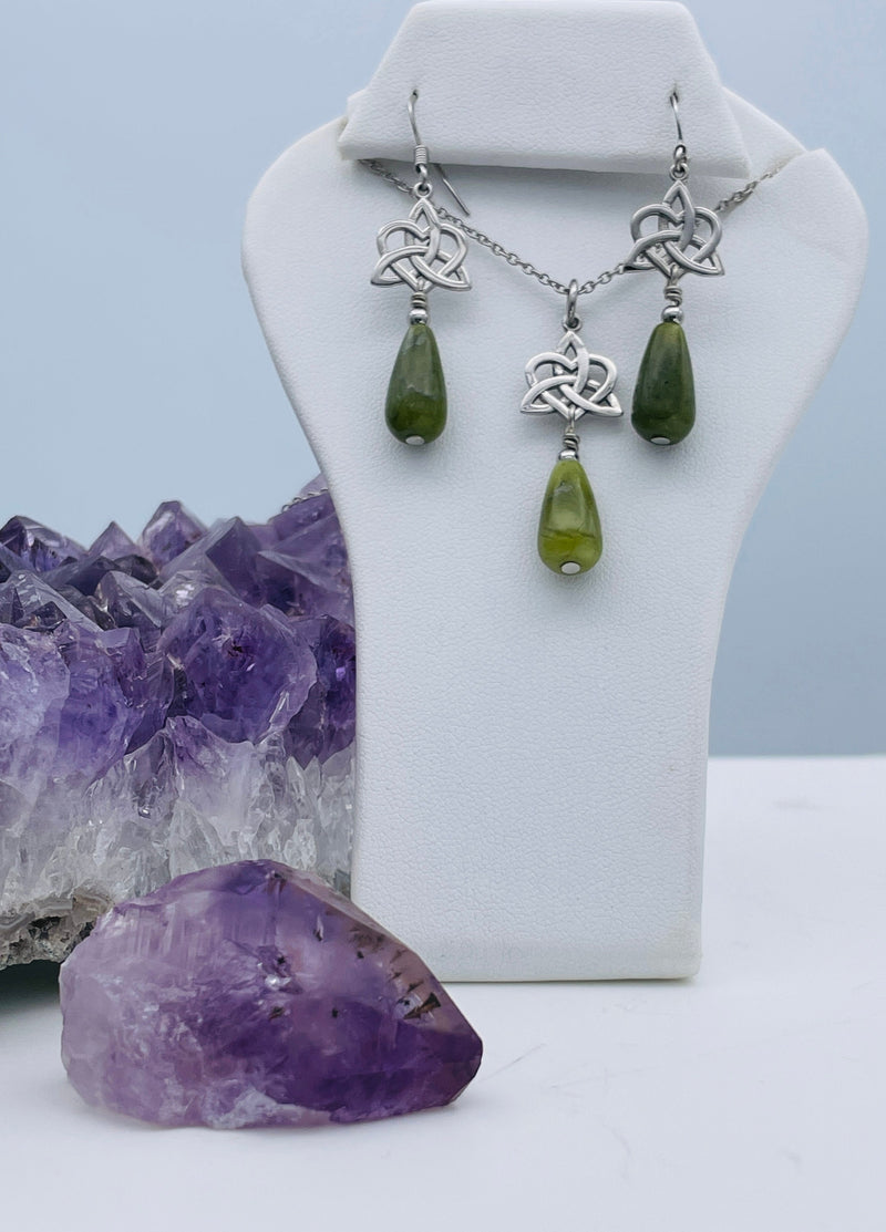 Connemara Sister's/Family Knot Necklace (HM127) Heart and Trinity Handmade Ireland Stone pendant