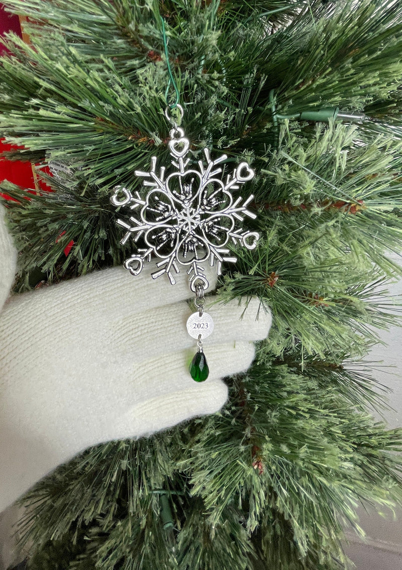 Limited Edition 2023 ASL I love you Snowflake Ornament, (6060limitedGreen) American Sign Language I love you Ornament