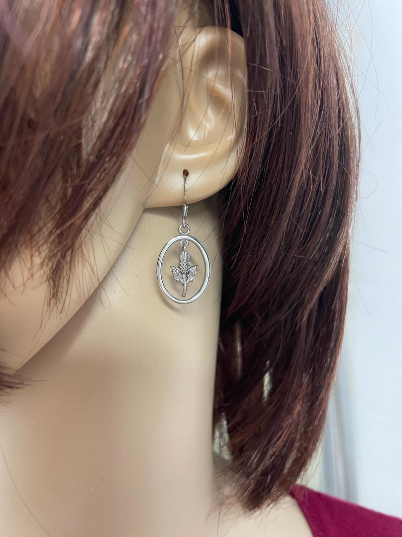 Scottish Thistle Articulated dangle Oval Earrings, S85, Scottish Earrings, Celtic Earrings, Dangle Earrings