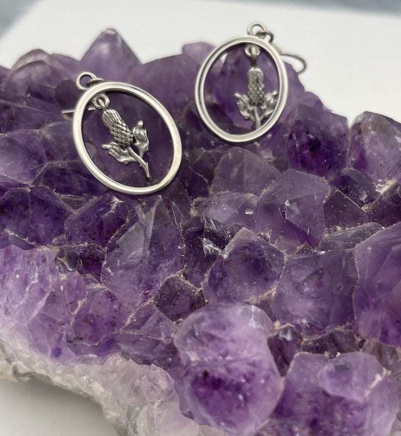 Scottish Thistle Articulated dangle Oval Earrings, S85, Scottish Earrings, Celtic Earrings, Dangle Earrings