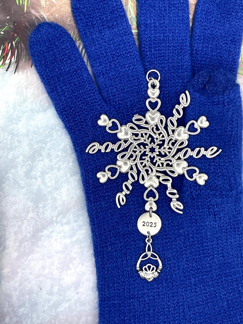 2025 IRISH Love claddagh Ornament Snowflake SnowWonders® (60942025) Love ornament