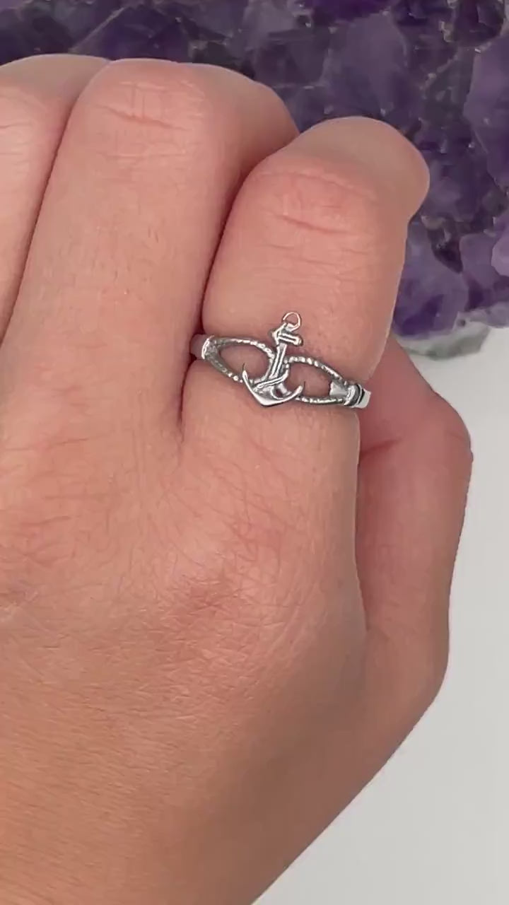 Dainty Anchor Knot  Ring, (S422) 316L Stainless sz 3-10