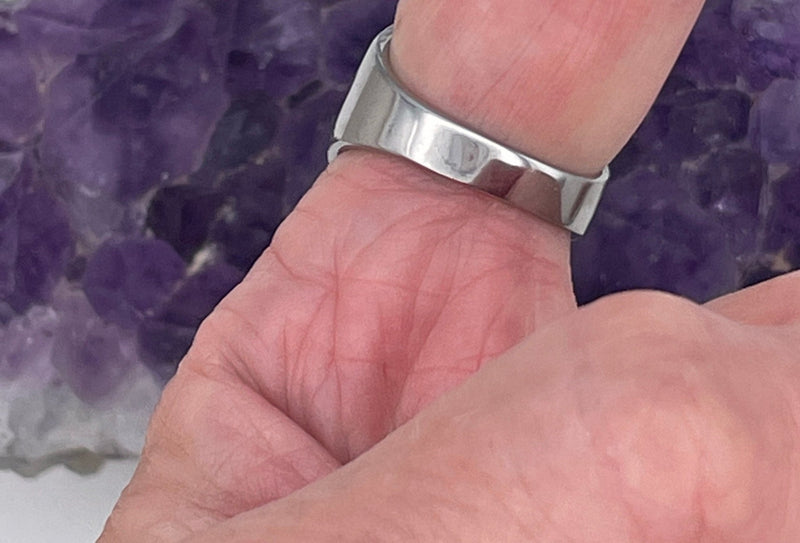 Stately Shamrock Ring, s389 - Shop Palmers