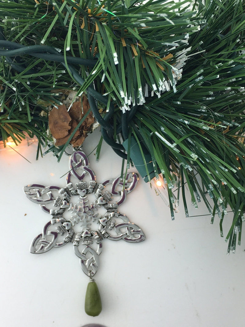 CELTIC Claddagh Connemara SnowWonders® Snowflake ORNAMENT, (Jpew5058connemardrop) - Shop Palmers