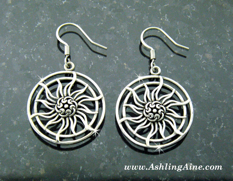 Celtic Sun Pendant, Celtic knots (S195) - Shop Palmers