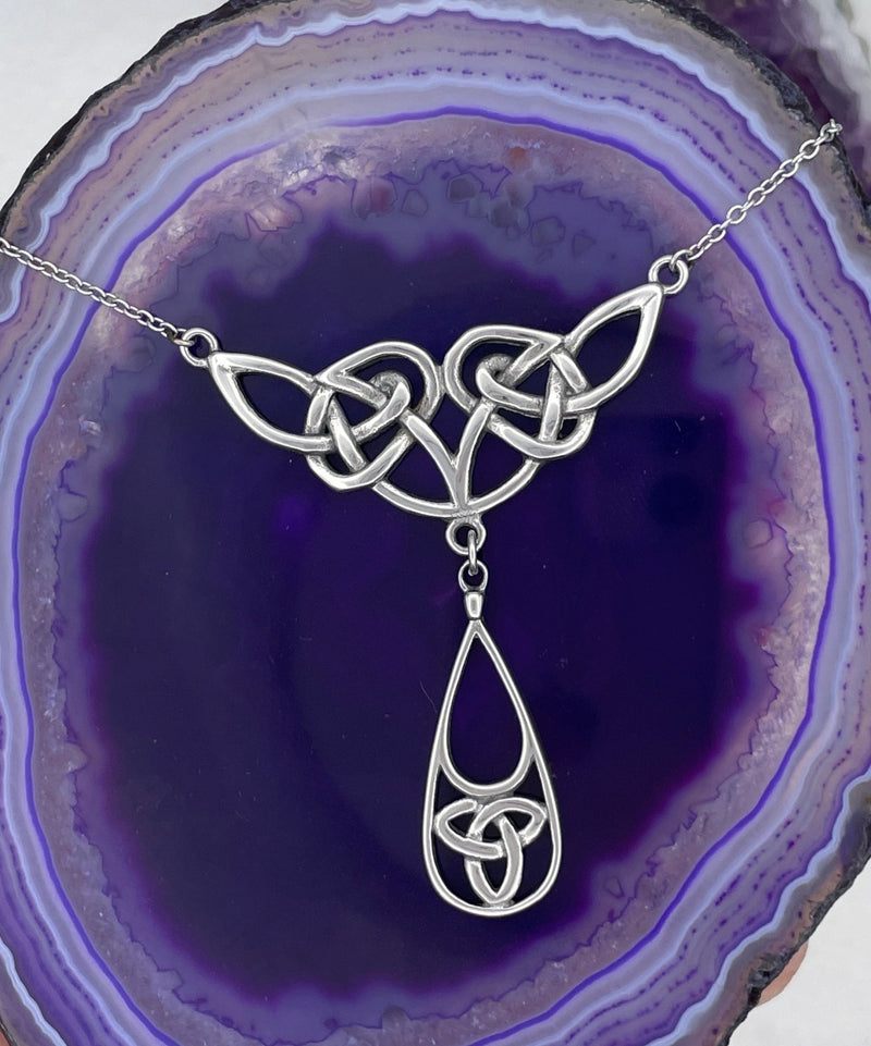 Celtic Trinity Necklace (HM159) Trinity Entanglement - Shop Palmers