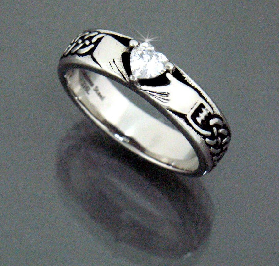 Claddagh Ring, Celtic Ring, s7 - Shop Palmers