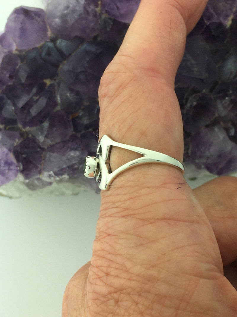 Connemara Sterling Silver Modern Trinity Knot Ring (HM42) - Shop Palmers