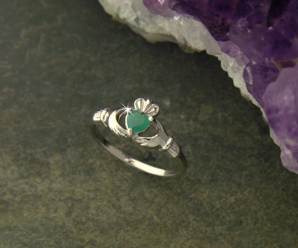 Dainty EMERALD Sterling Silver Claddagh Ring BQ1015 - Shop Palmers