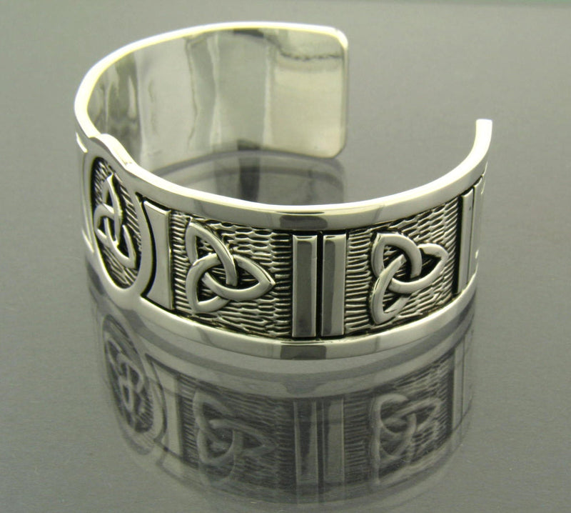 Pewter Trinity Knot Cuff Bracelet (JPEW6026)