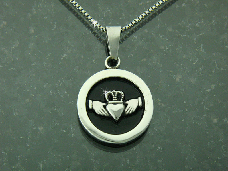 Irish CLADDAGH Necklace , Celtic Jewery, (S127)