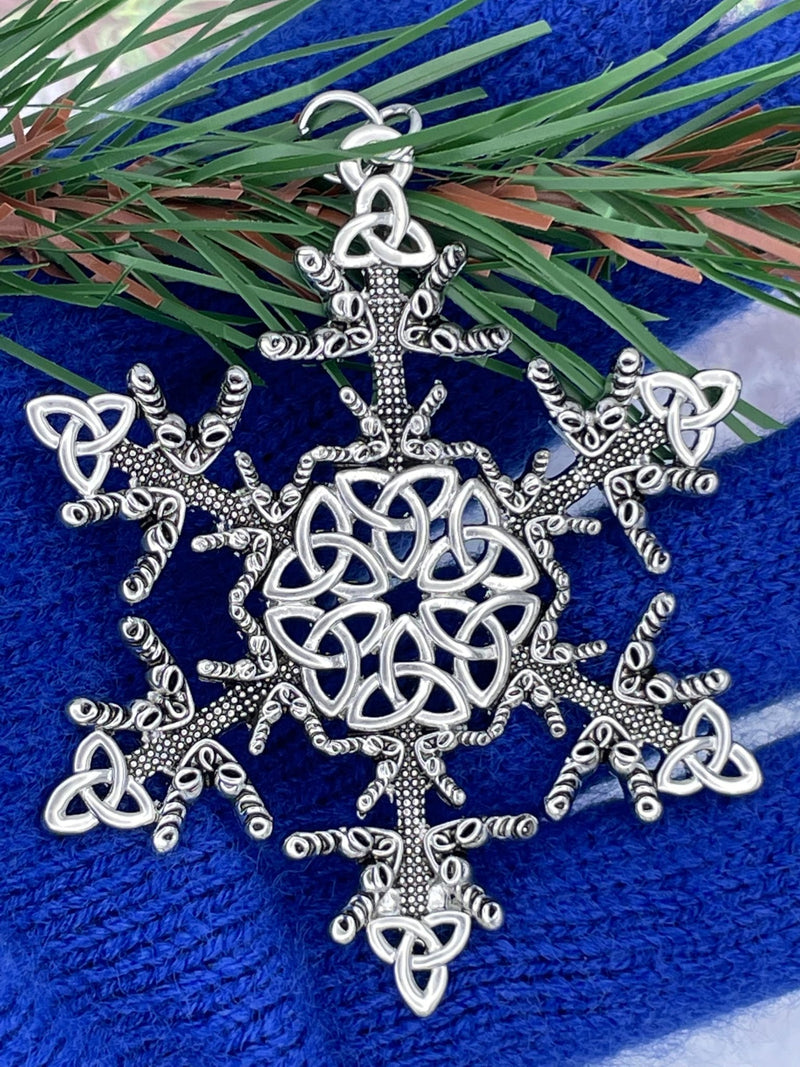 Irish Dance/Trinity SnowWonder® (6062) Snowflake Themed Ornament, Trinity and ghillies shoes - Shop Palmers