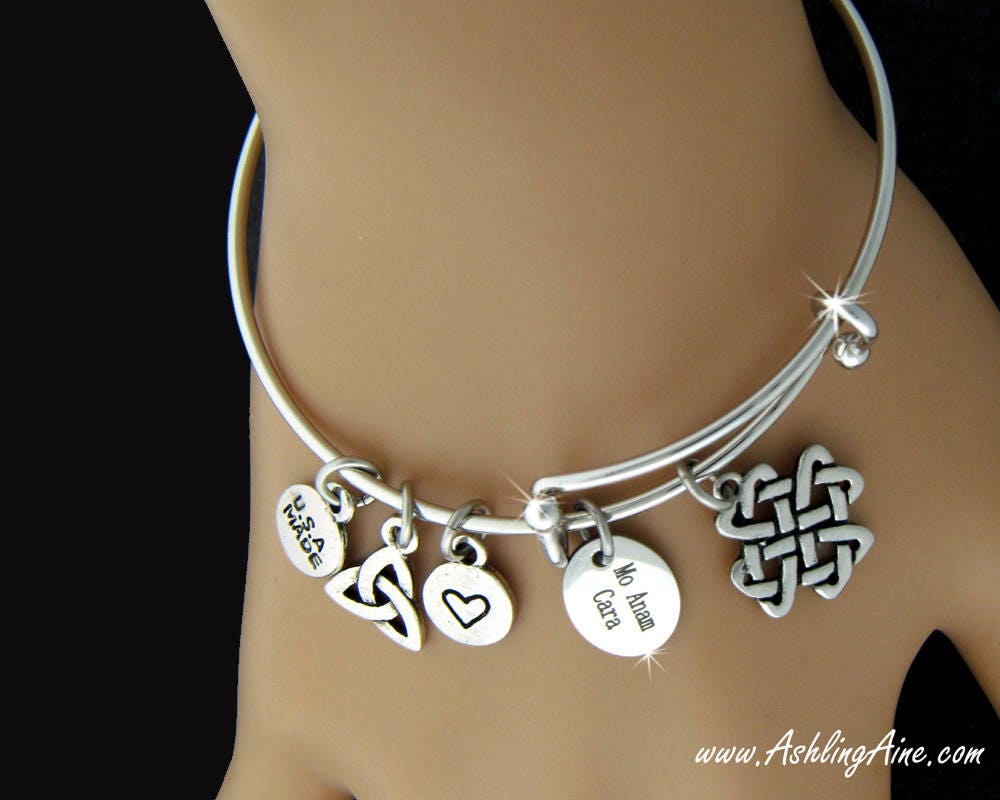 Mo Anam Cara Celtic Cross Love Knot bangle bracelet - Shop Palmers