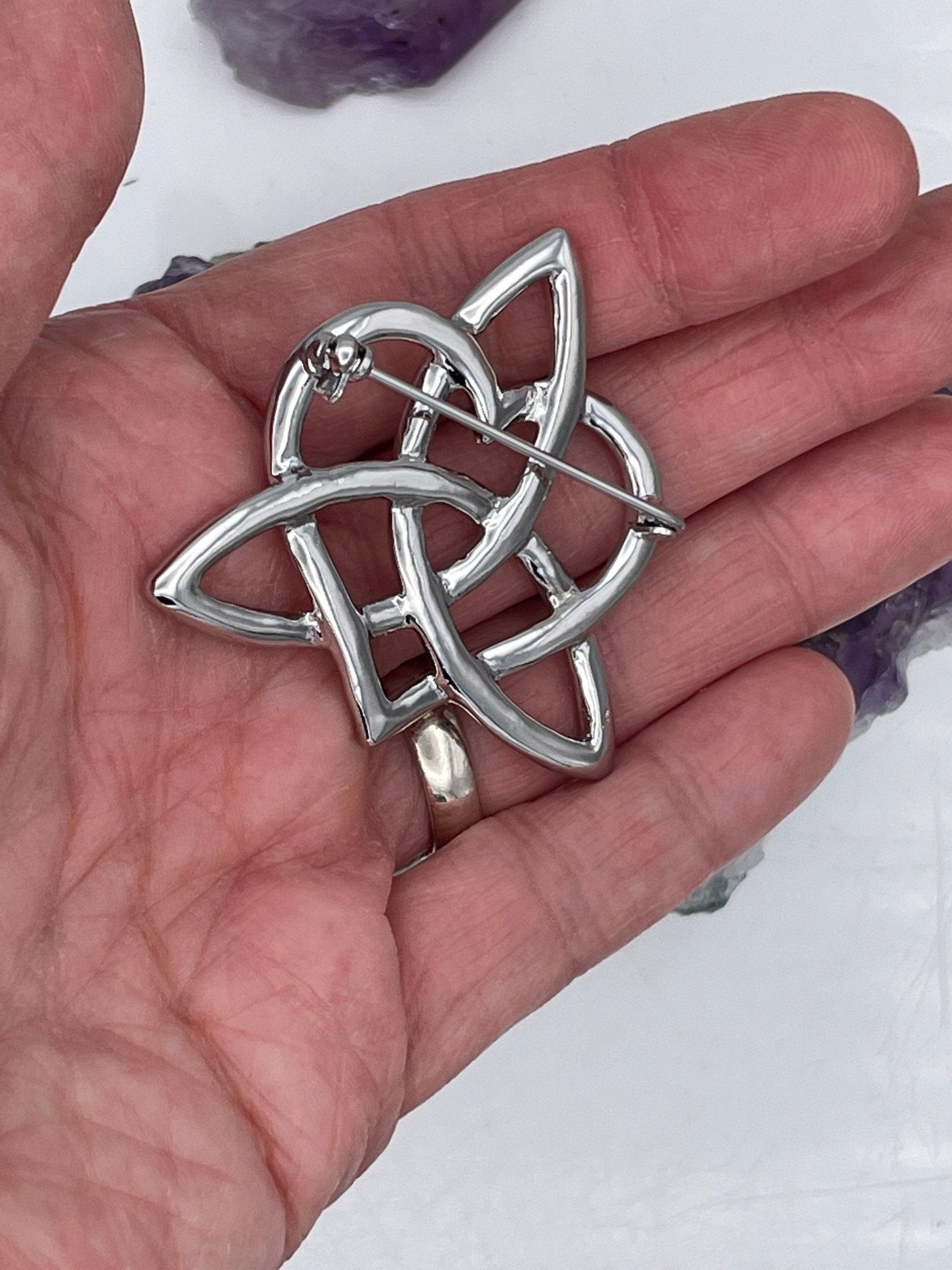 Sister brooch discount