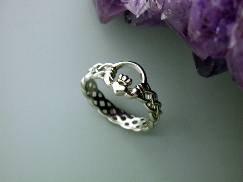 Sterling Silver Celtic Claddagh Braided Band Ring (BQ507)