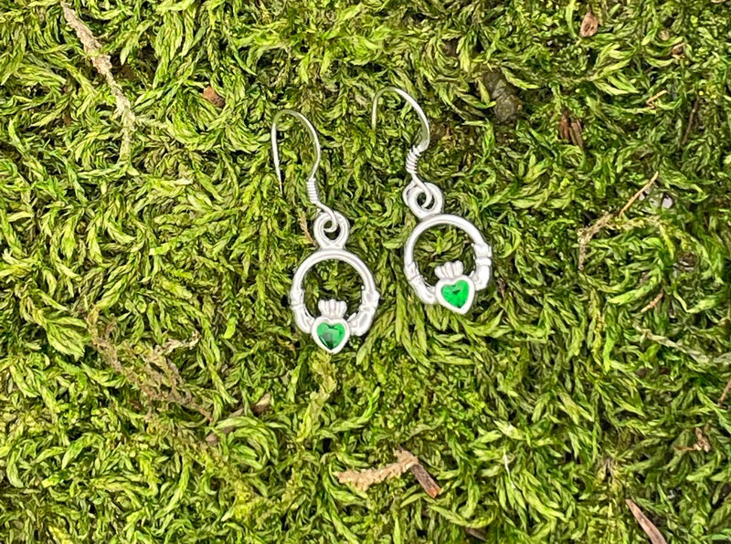 Sterling Silver Emerald Claddagh Earrings (BQ552)